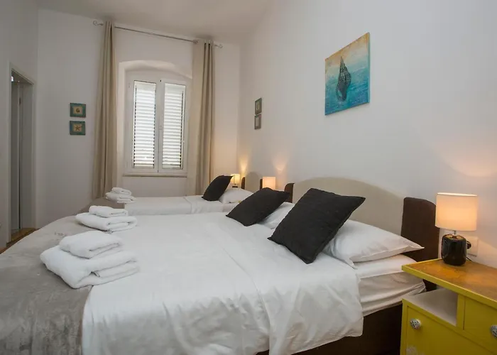 Town Place Apartment